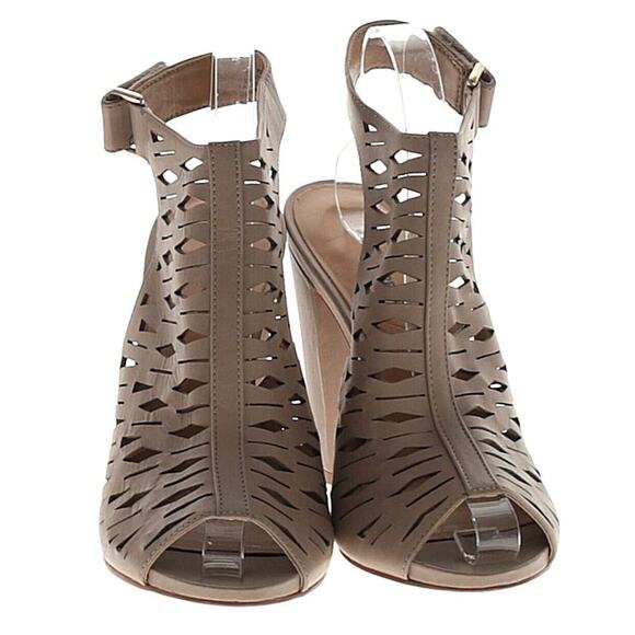 Karl Lagerfeld Rennes Laser Cut Caged Taupe Leather Peep Toe Block Heels Size 7